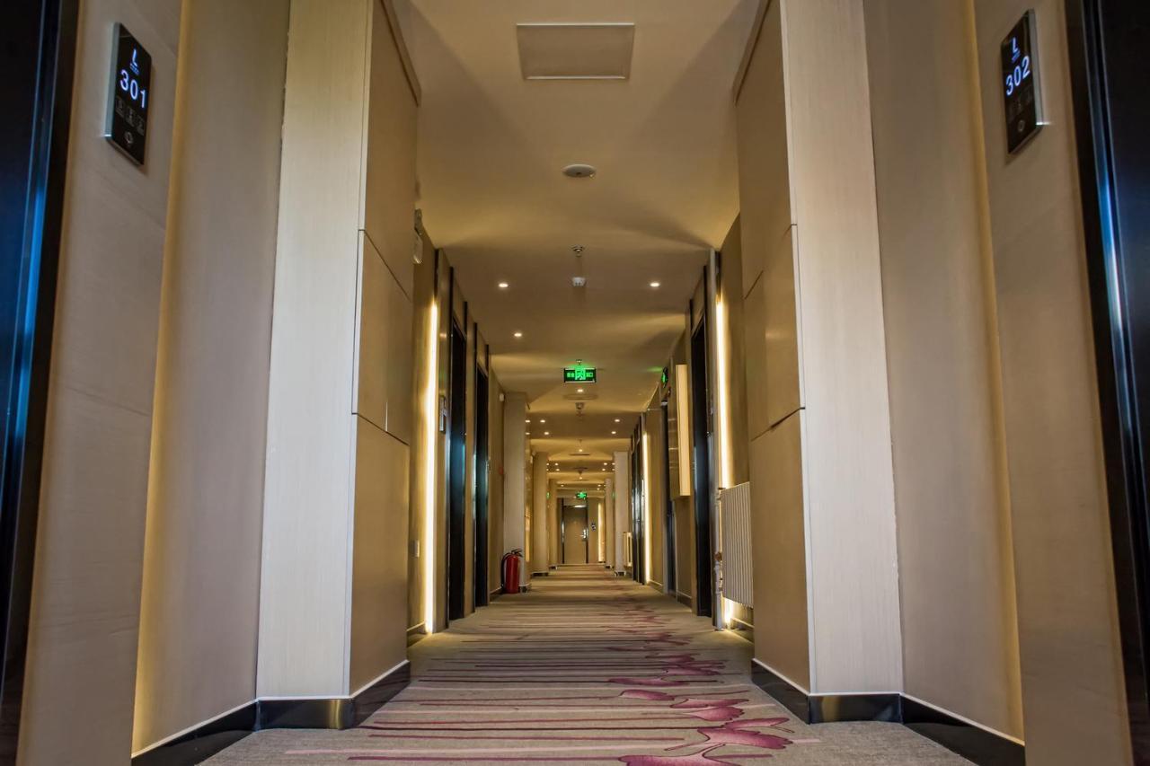 Lavande Hotel Beijing Changping Government Street Exterior photo